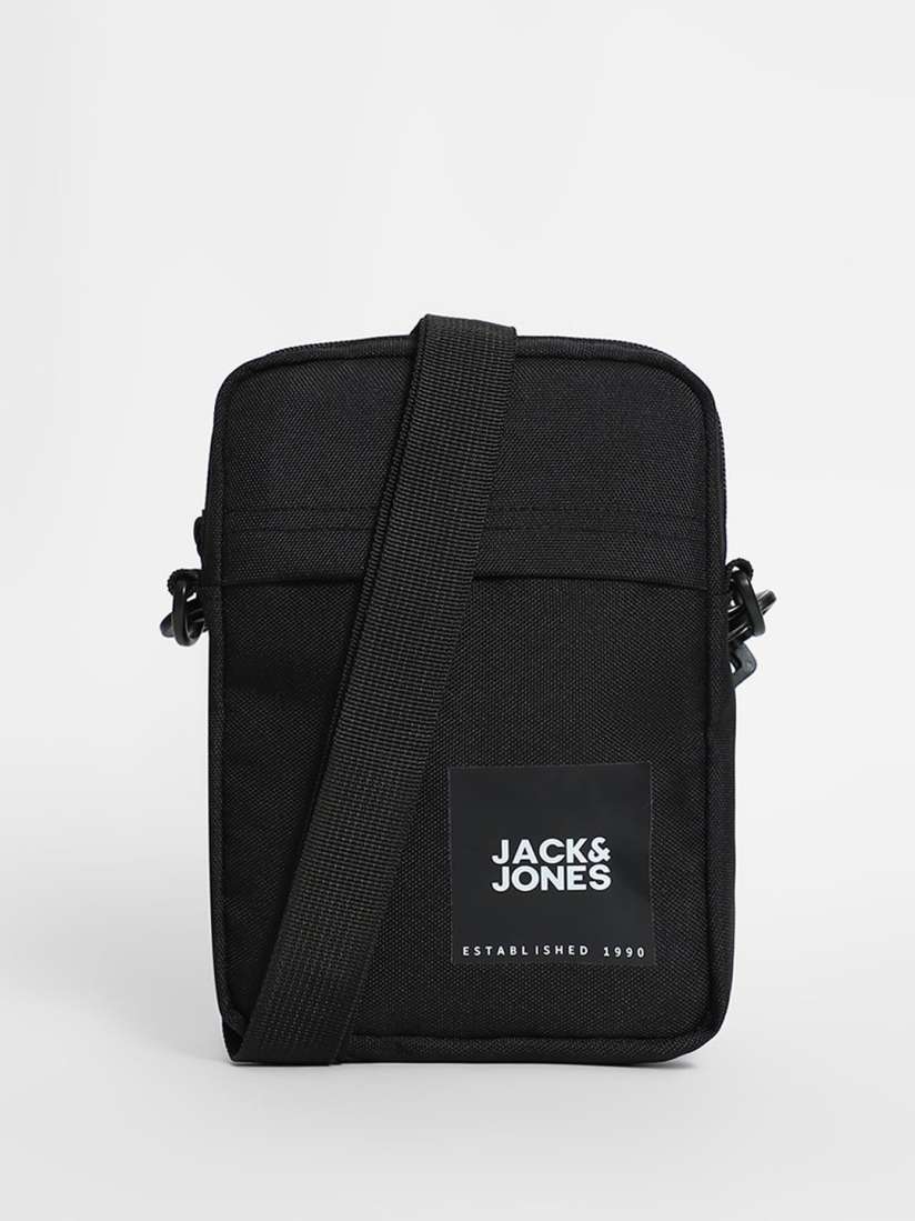 Myntra bags for mens 2025