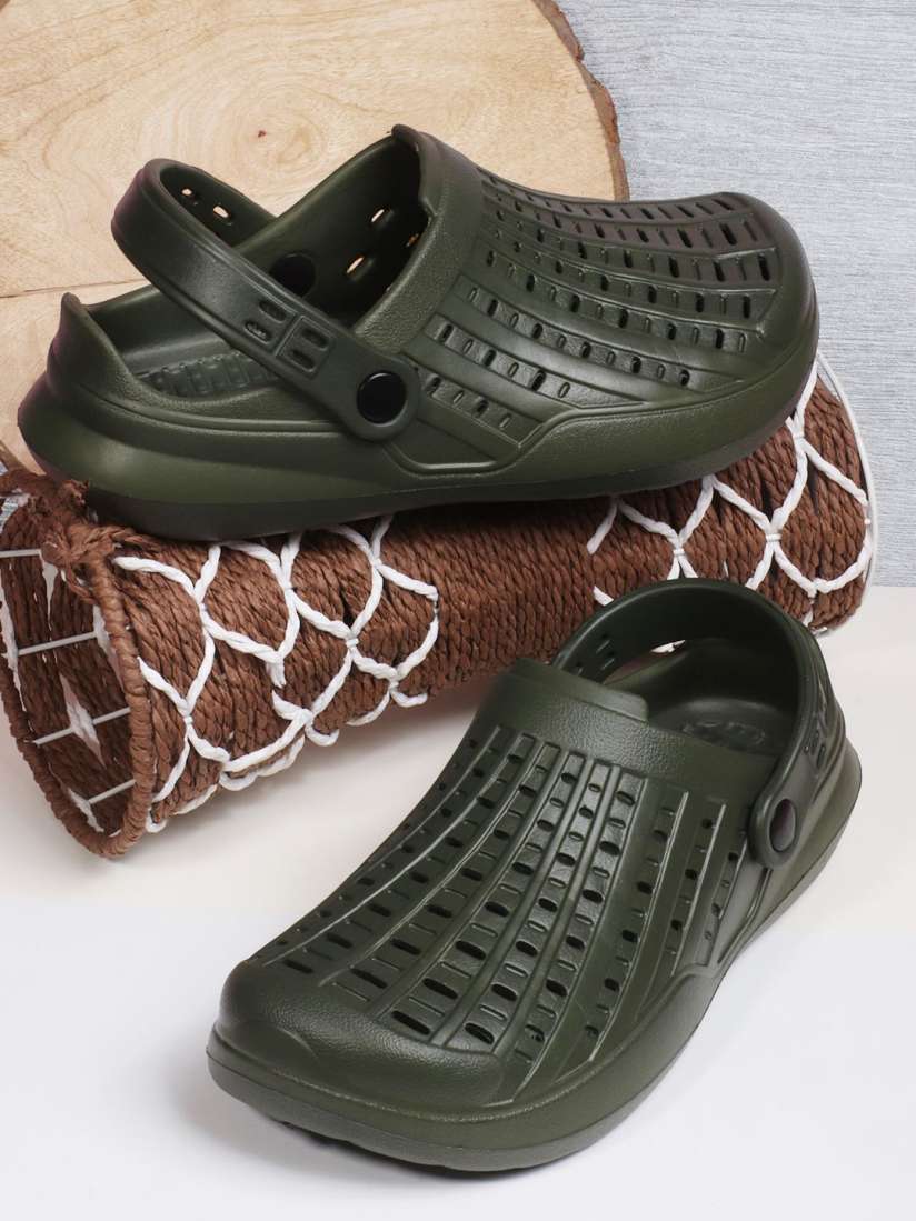 Water resistant clogs cheap