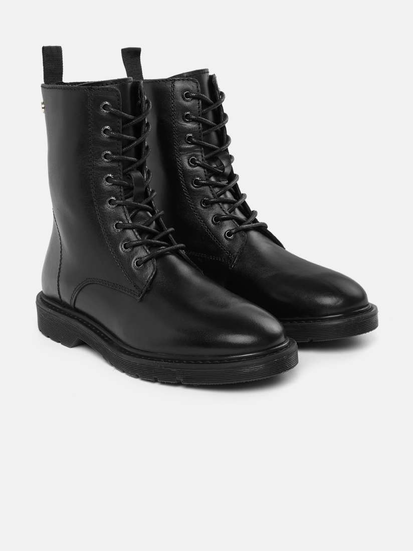 Ladies boots on myntra online