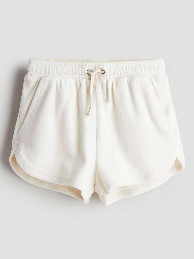 Buy H M Girls Mid Rise Velour Pull On Shorts Shorts for Girls 30145102 Myntra