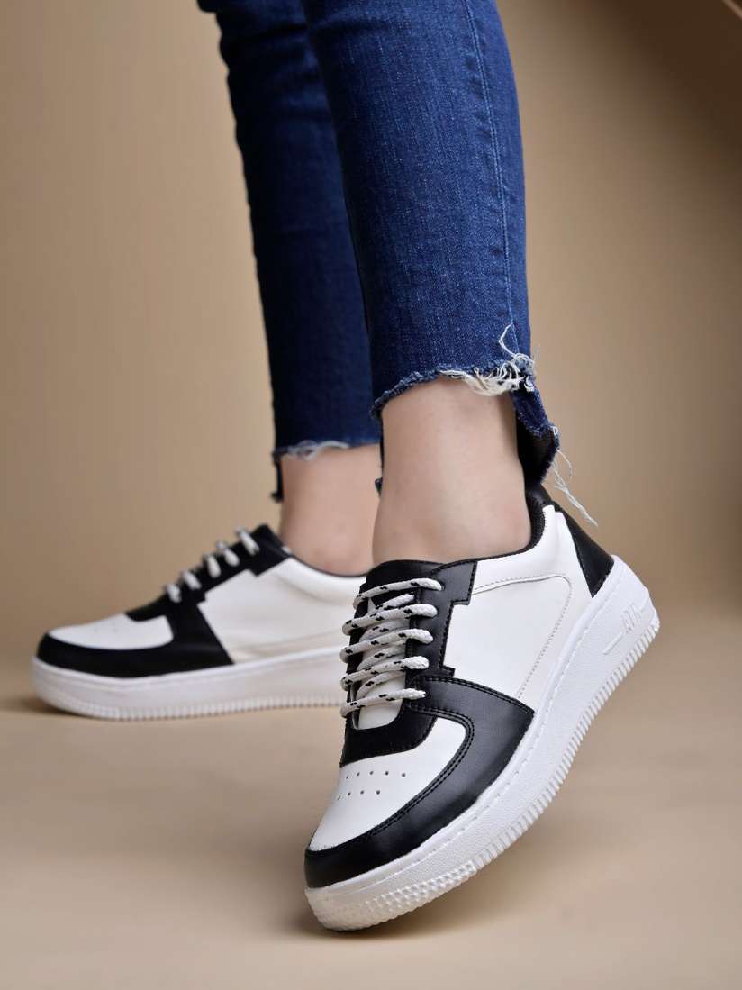 Buy Shoetopia Girls Colourblocked Sneakers Casual Shoes for Girls 30243339 Myntra
