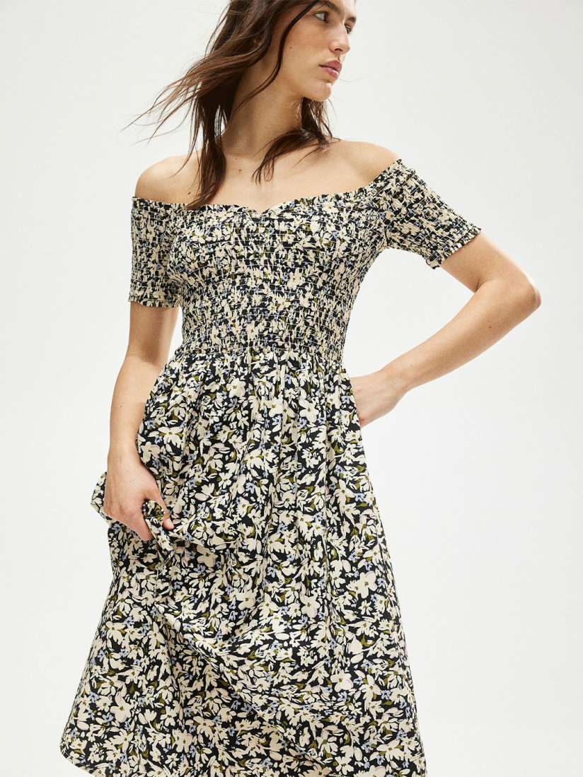 Buy H M Smocked Off The Shoulder Dress Dresses for Women 30245410 Myntra