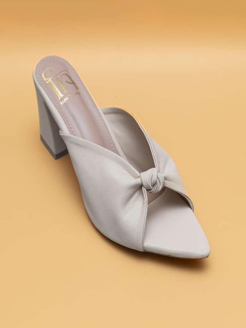 Fancy nancy sandals deals