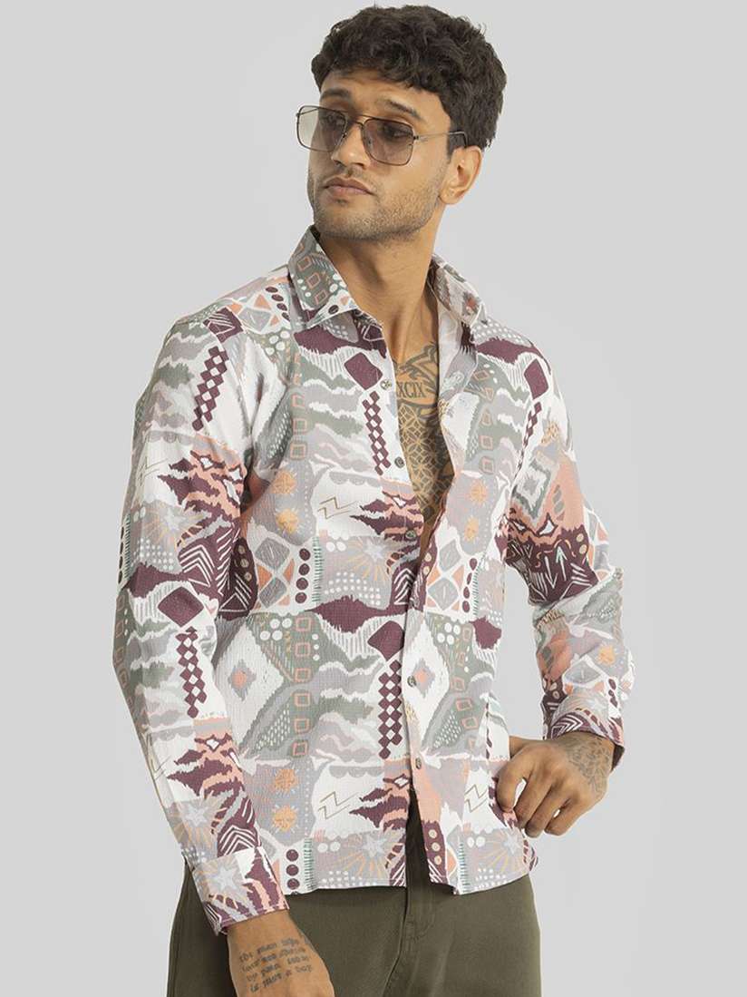 Buy Snitch Men Smart Spread Collar Abstract Printed Slim Fit Buy Snitch Men Smart Spread Collar Abstract Printed Slim Fit