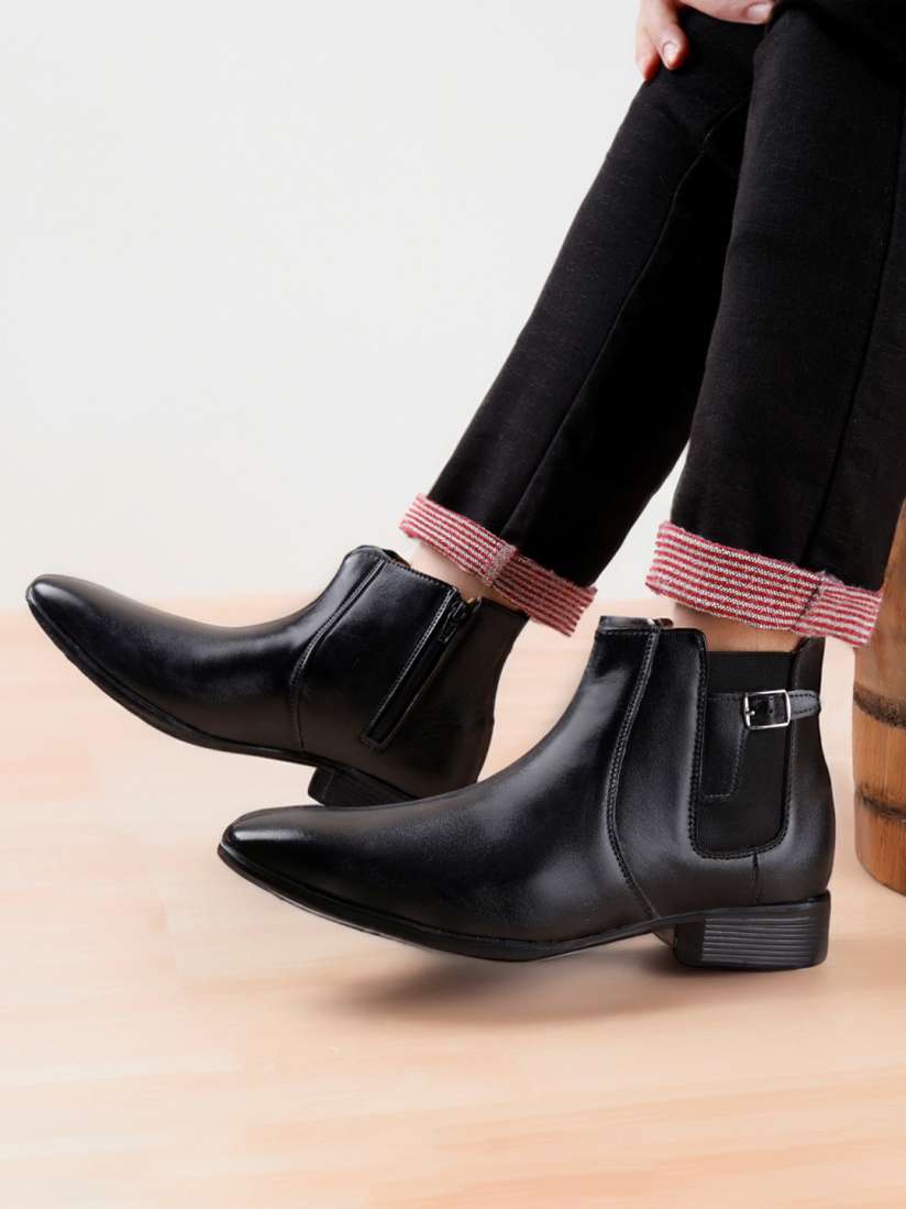 Buy HERE NOW Men Belt Detail Chelsea Boots Boots for Men 30285101 Myntra
