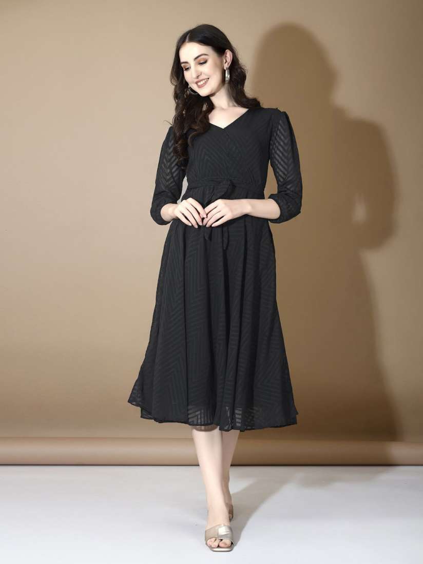 Midi dress on myntra clearance