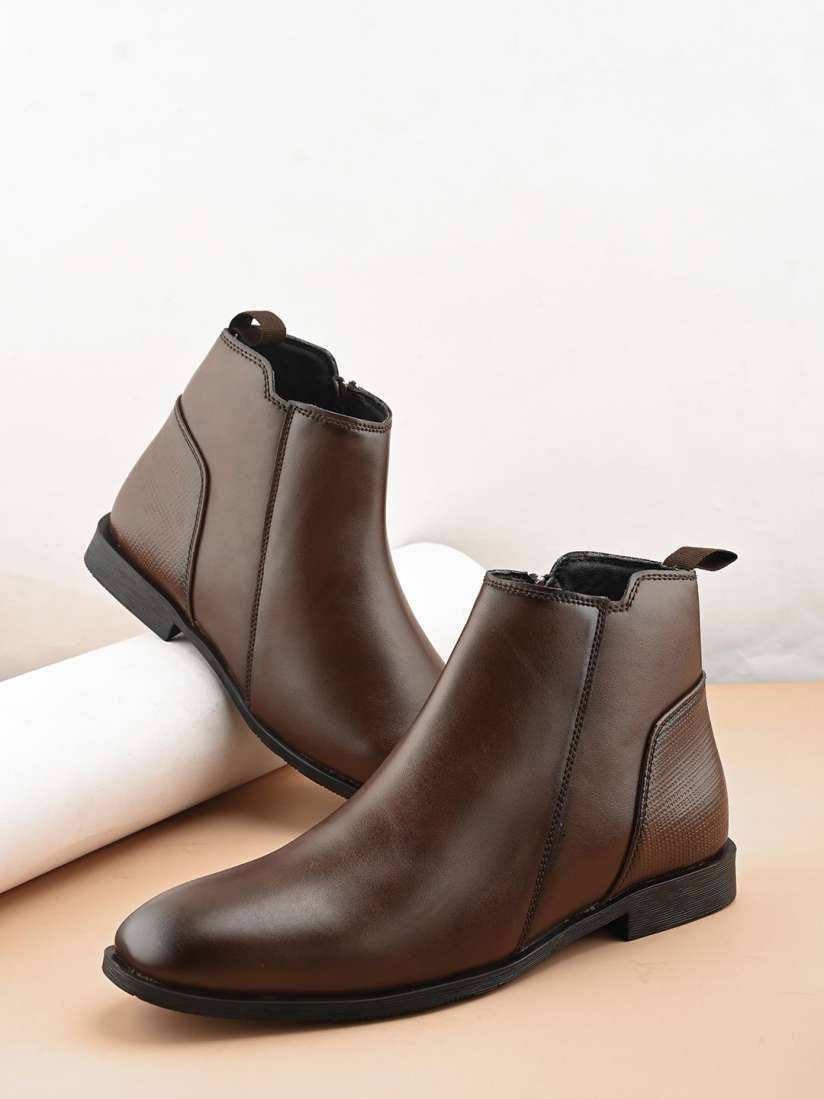 Myntra chelsea boots new arrivals