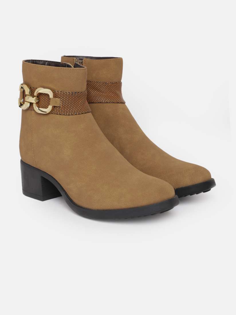 Roadster boots myntra clearance