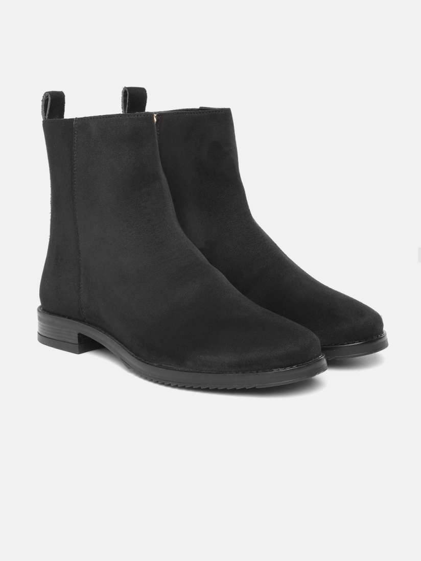 Roadster boots myntra clearance