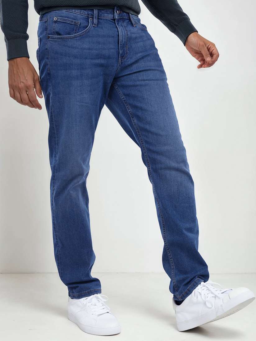 Buy Celio Men Jean Straight Fit Mildly Distressed Stretchable Jeans Jeans for Men 30442762 Myntra