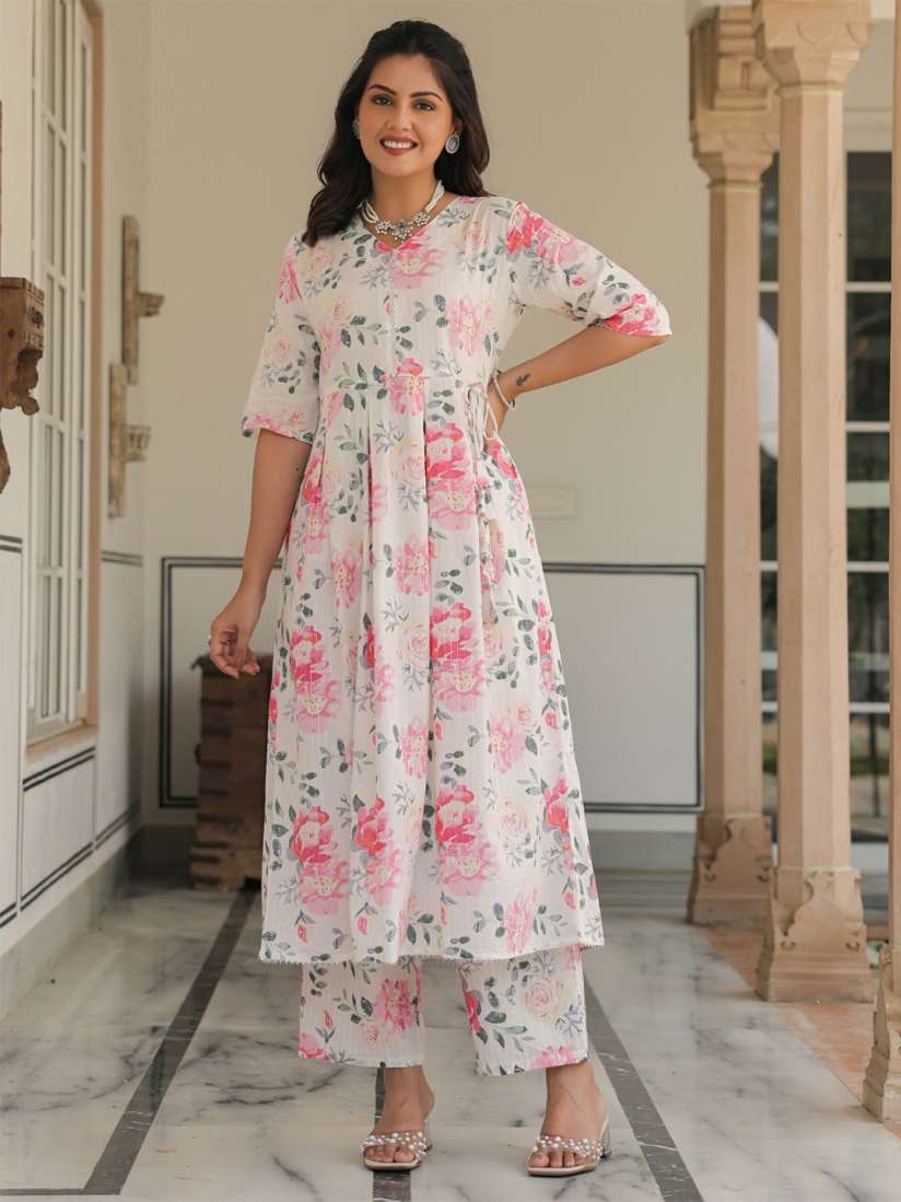 Buy Aramya Floral Printed V Neck Pure Cotton Anarkali Kurta With Trousers Kurta Sets for Women 30483125 Myntra