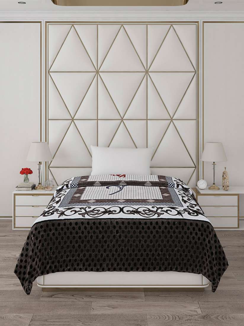 Buy Monte Carlo Brown White Abstract Printed Mild Winter 600 GSM Single Bed Blanket Blankets Quilts and Dohars for Unisex 30488077 Myntra
