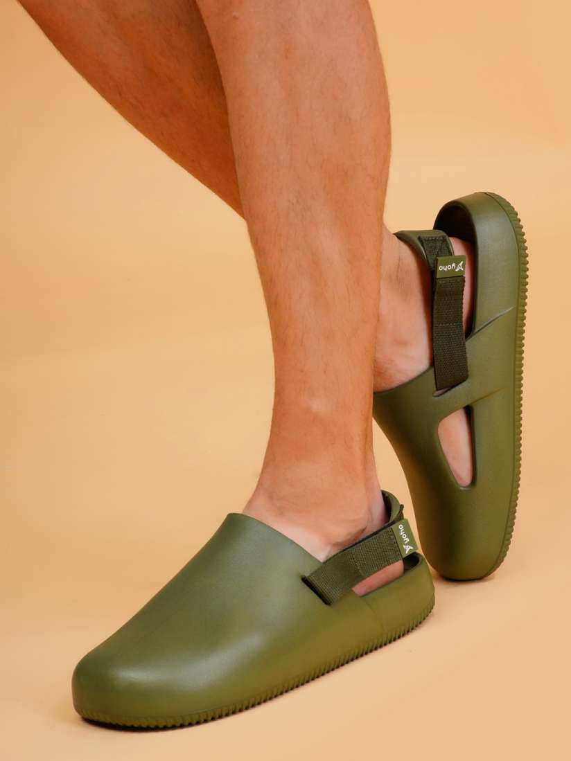 Cushioned clogs discount
