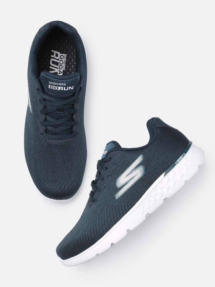 Sketchers myntra online