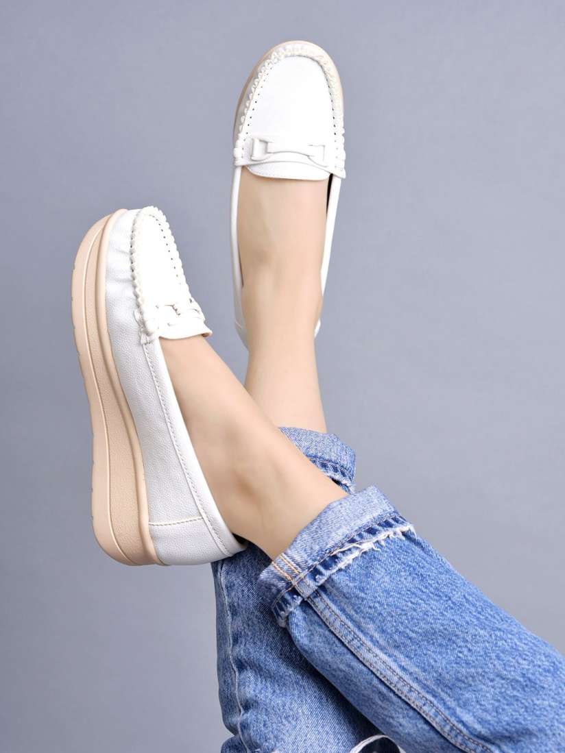 Myntra loafers for ladies discount