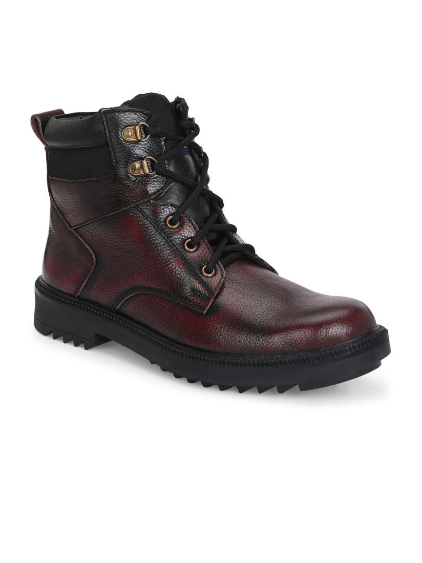 Myntra boots for mens top