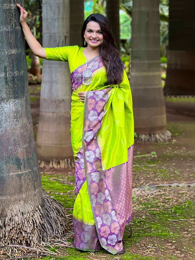 Buy Mitera Woven Design Zari Banarasi Saree Sarees for Women 30926441 Myntra