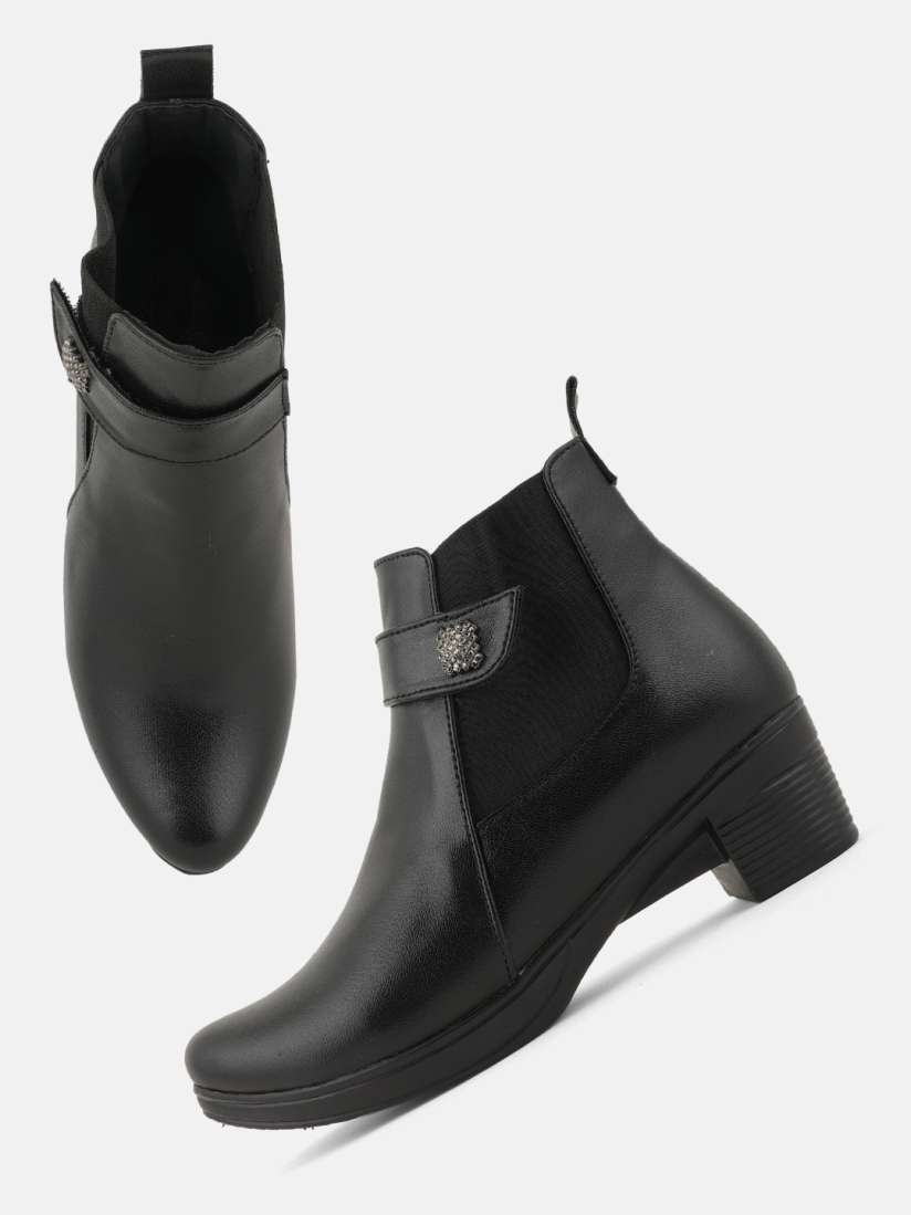 Buy The Roadster Lifestyle Co Women Block Heeled Chelsea Boots Boots for Women 30934964 Myntra