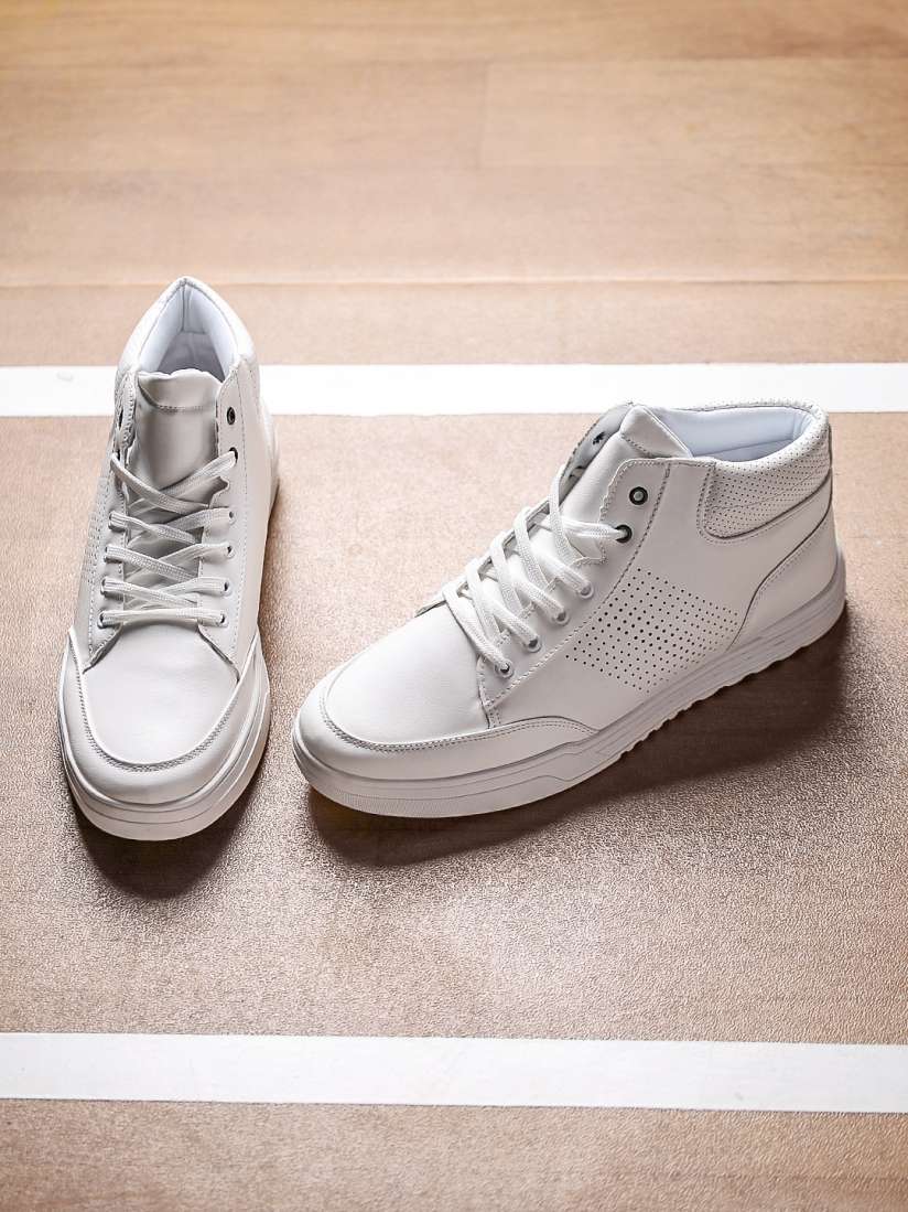 Wrogn white sneakers myntra top