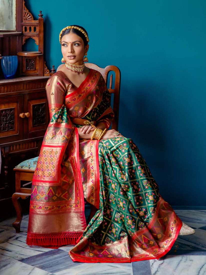 Buy Kandora Woven Design Zari Pure Silk Banarasi Saree Sarees for Women 31081697 Myntra
