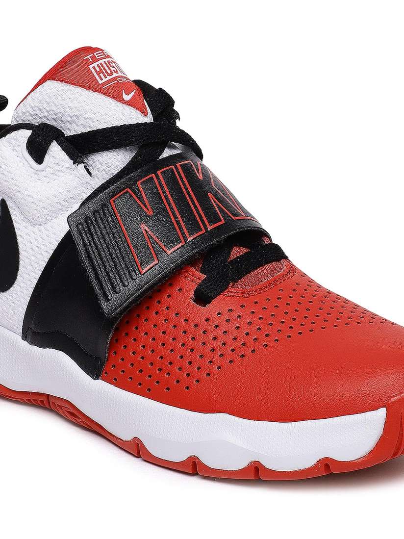 Team hustle d8 basketball shoe store