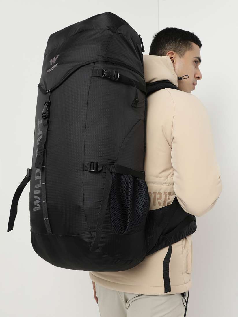 Wildcraft 60 ltrs black rucksack hot sale