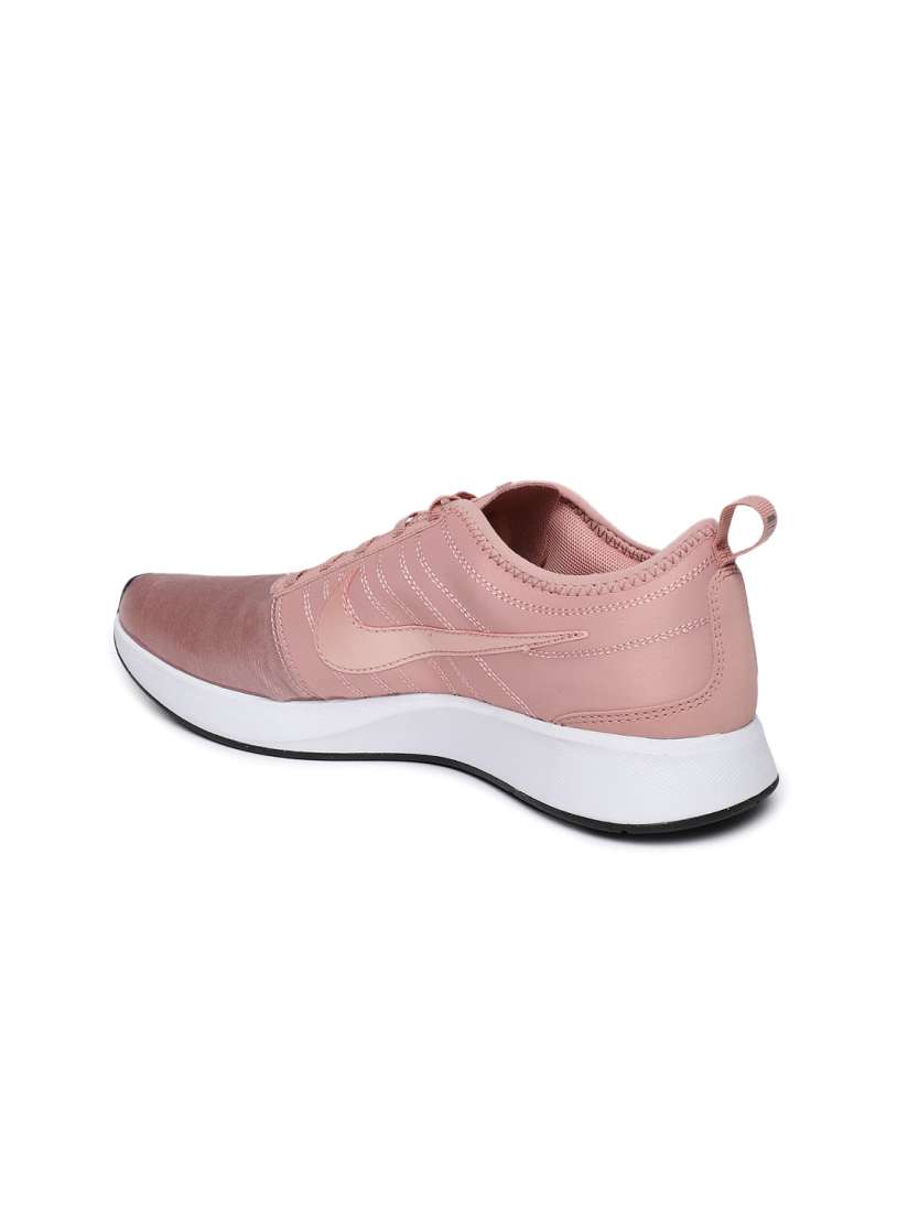 Nike dualtone racer women's pink sales