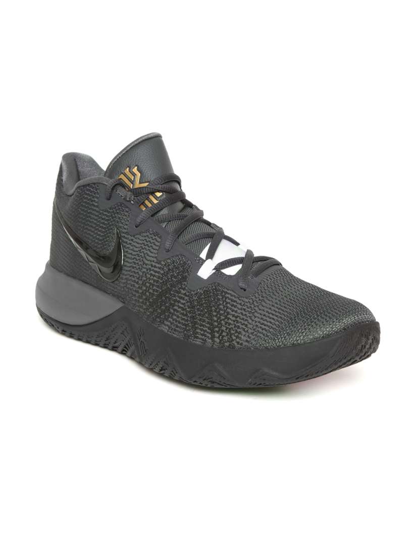 Nike kyrie flytrap 44 shop