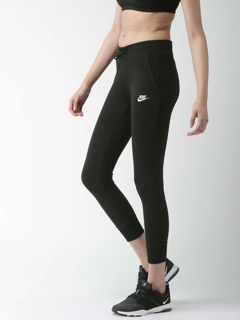 Nike tight sweatpants womens store