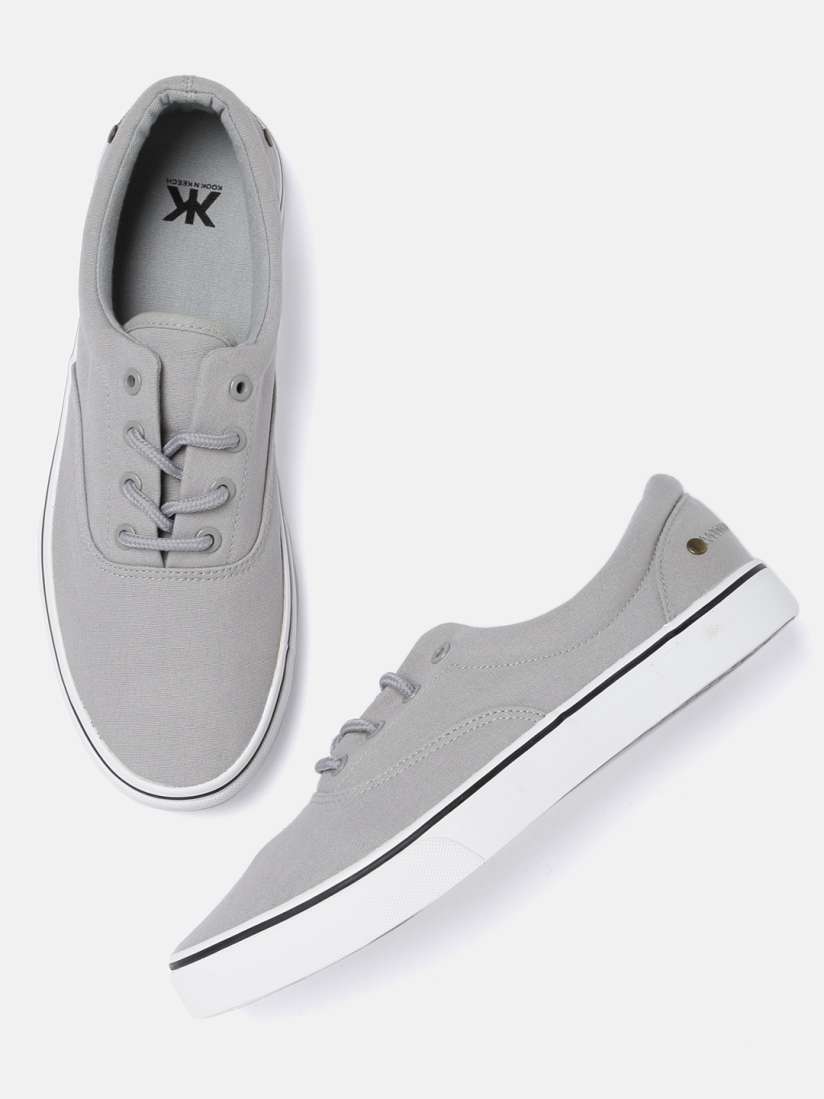 Kook n keech grey sneakers top