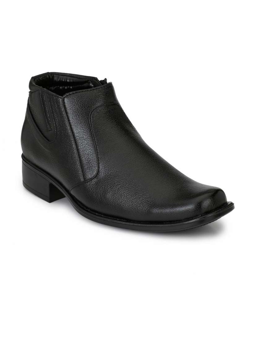Mactree shoes myntra on sale