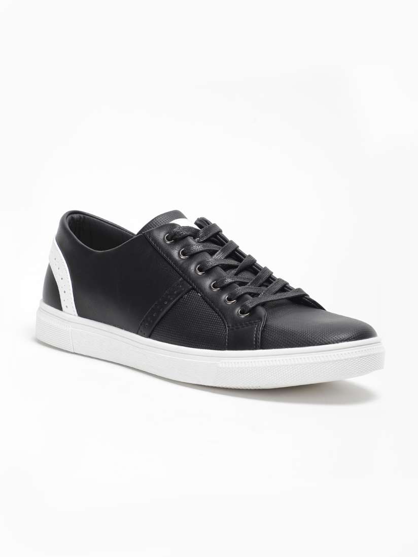 Myntra locomotive shoes on sale