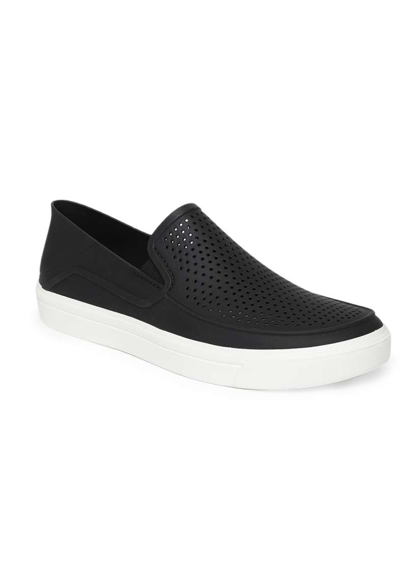 Myntra crocs men clearance