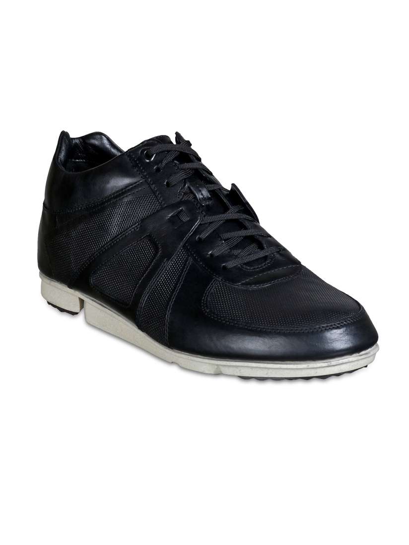 Myntra clarks discount