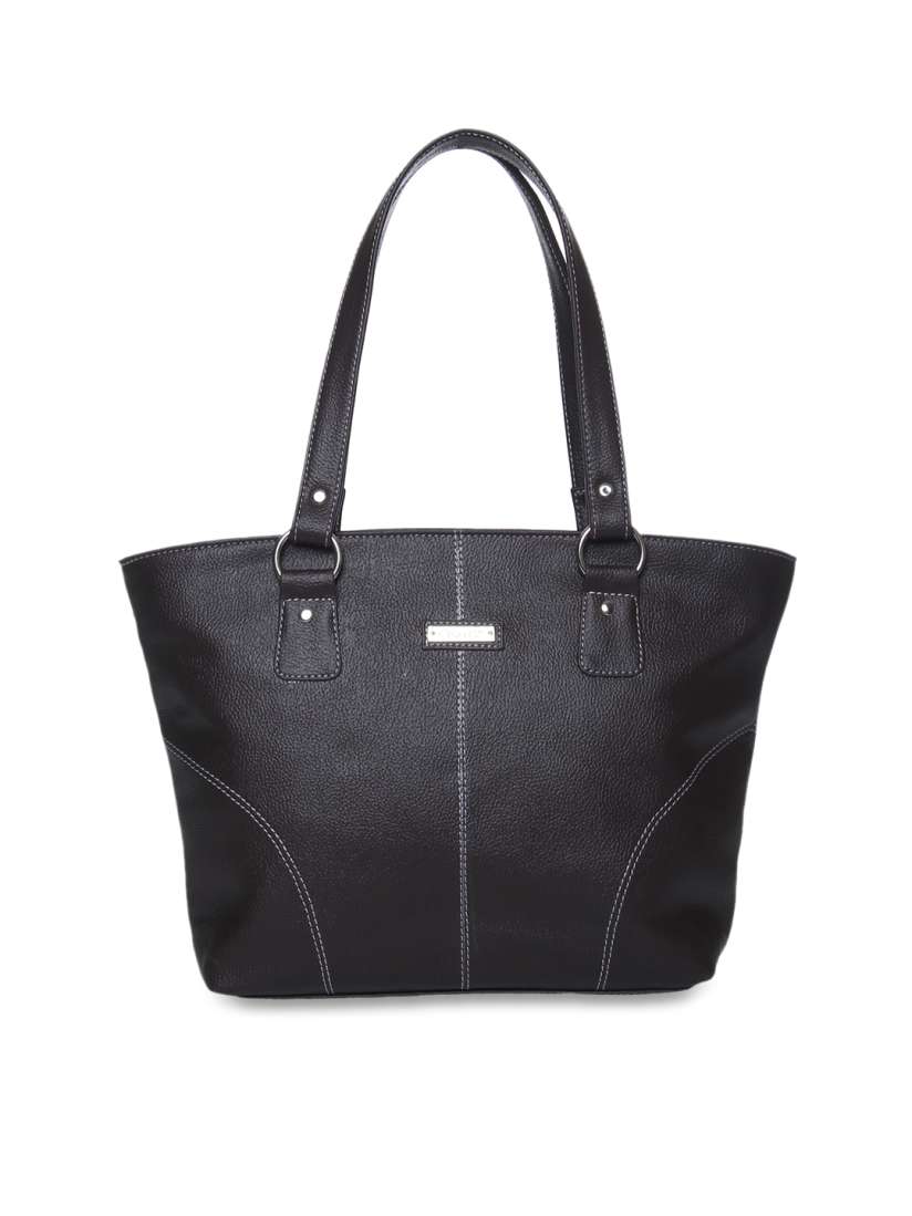 Black handbag myntra best sale