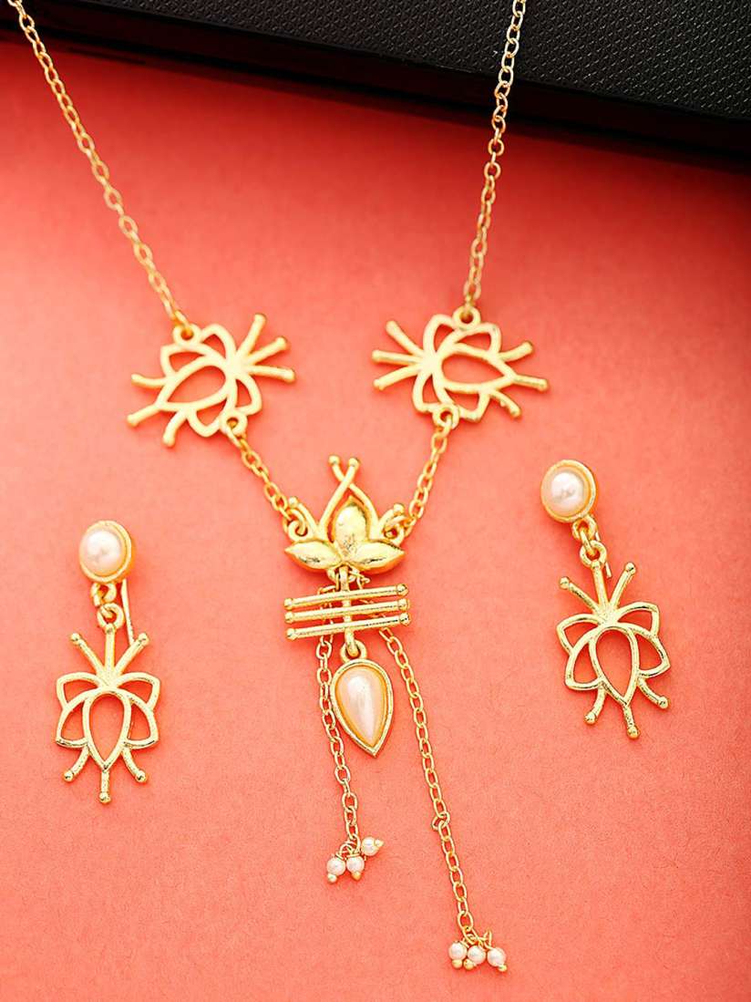 Voylla gold jewellery on sale