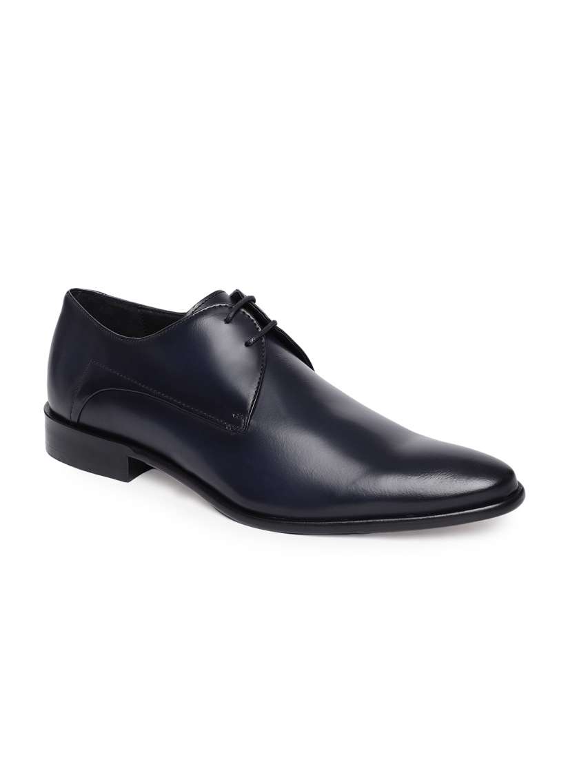 Language formal shoes store