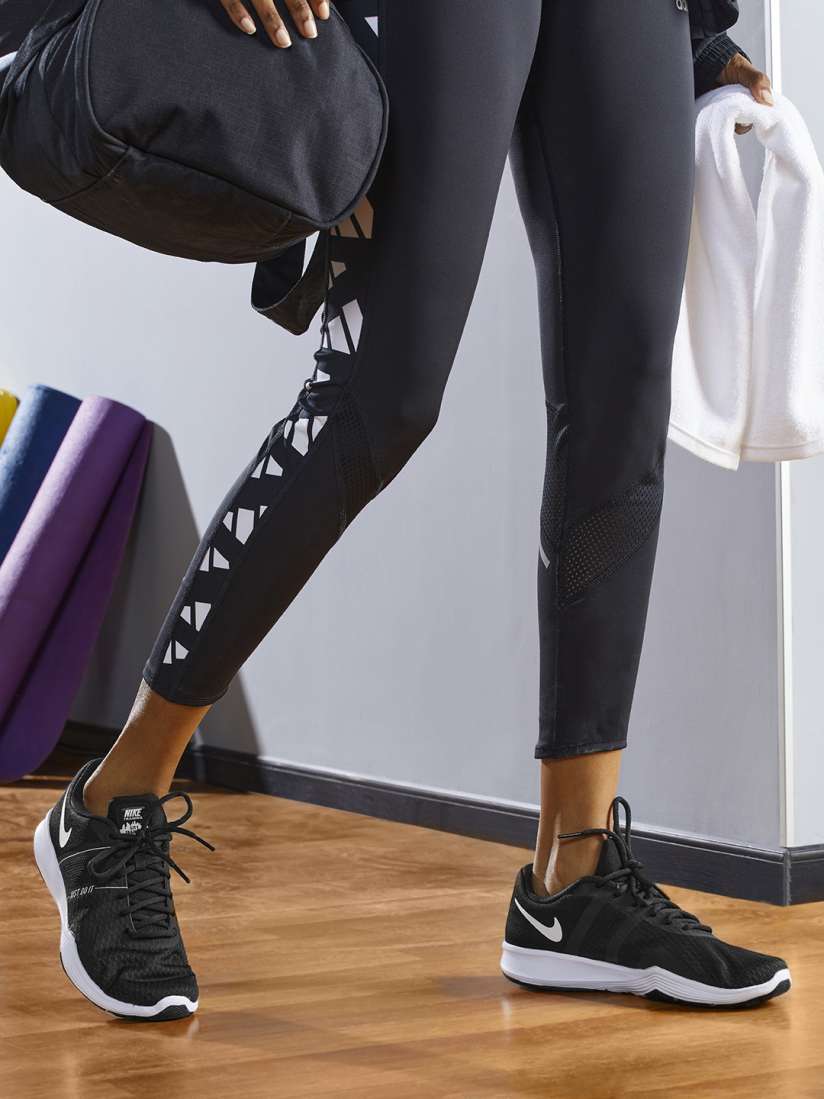 Buy Nike Women Black CITY TRAINER 2 Training Or Gym Shoes Sports Shoes for Women 6677046 Myntra