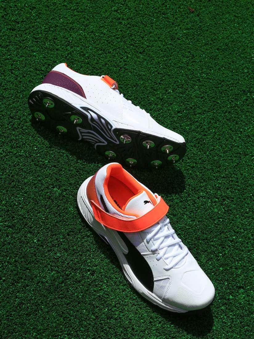 Buy Puma Men White evoSPEED 18.1 cricket Bowl Sports Shoes Sports Shoes for Men 6816096 Myntra