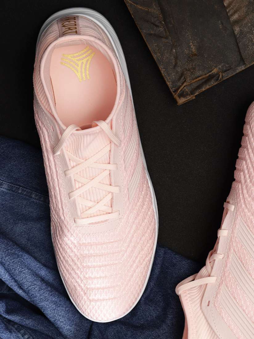 Peach predator top