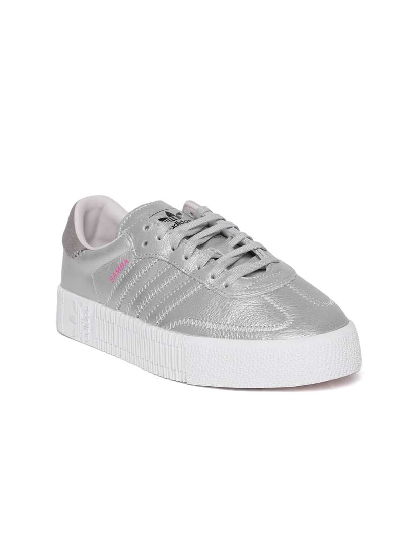 Adidas originals samba rose metallic silver sales