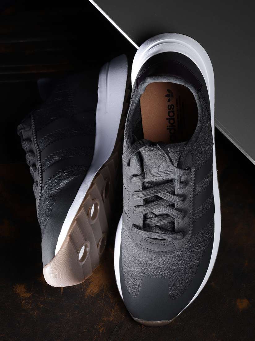 Flb_runner shoes outlet