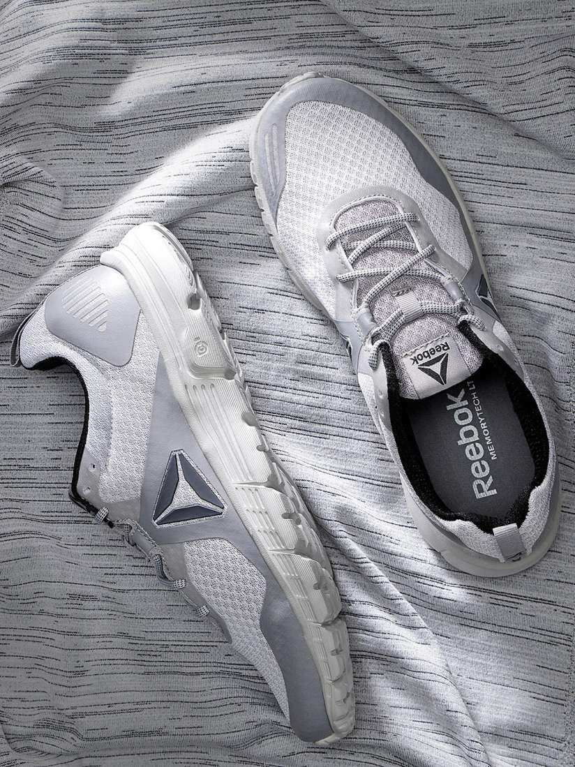 Reebok run supreme 4.0 2025