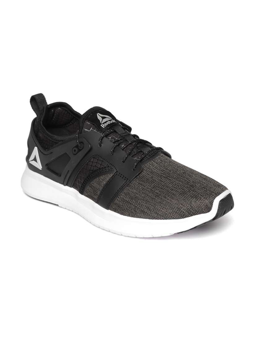 Reebok astound runner sales