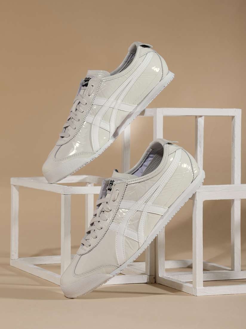 Onitsuka tiger shoes myntra best sale