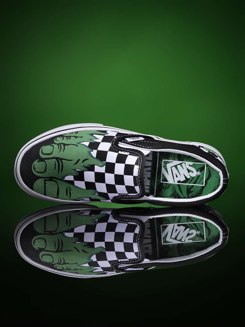 Slip on marvel vans hotsell