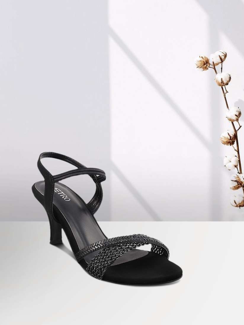 Myntra black heels clearance