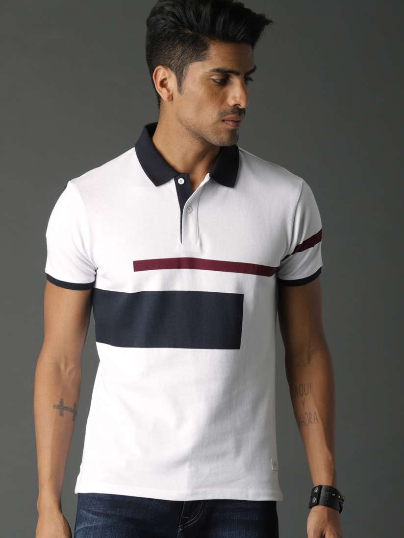 White t shirt with collar on sale