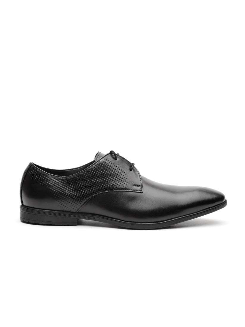 Clarks formal shoes myntra deals