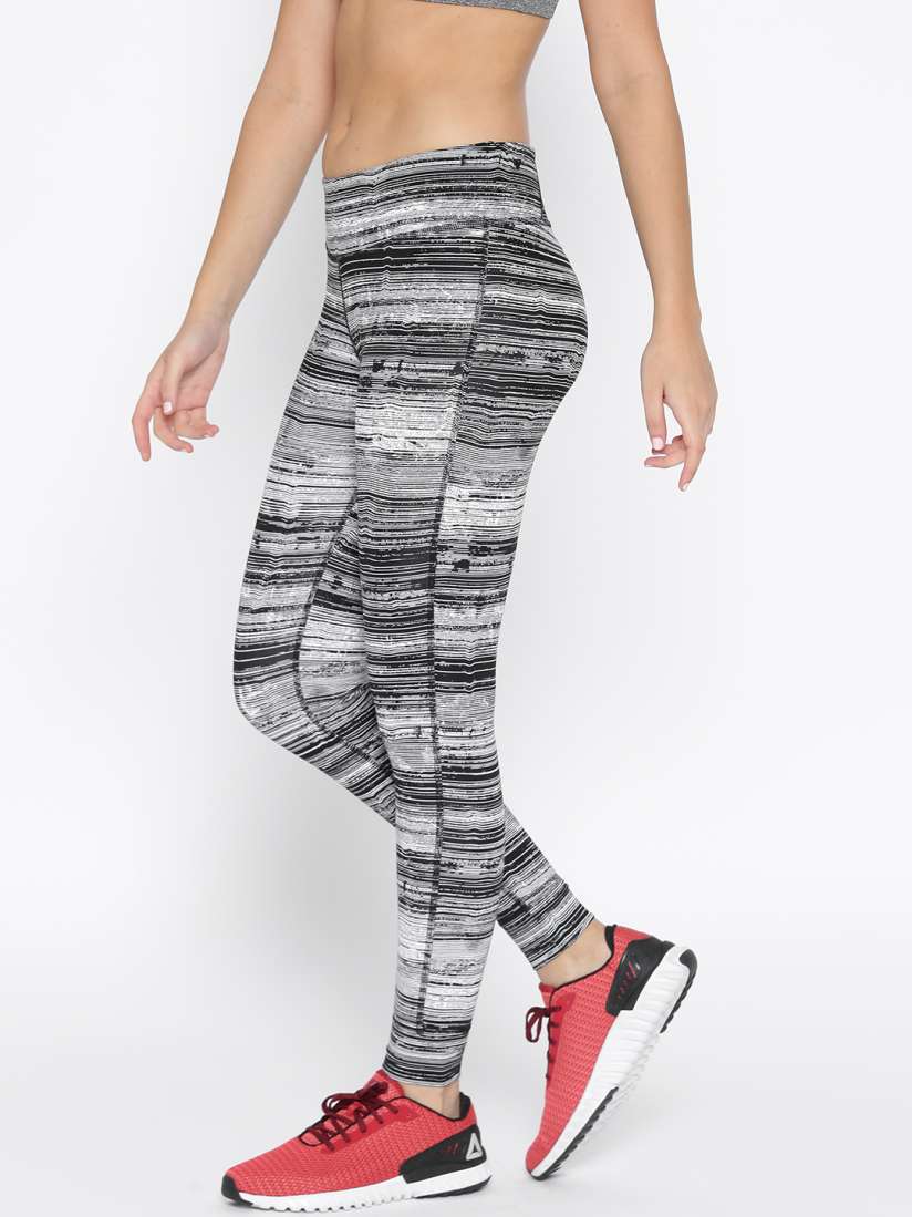 Reebok lux stratified top